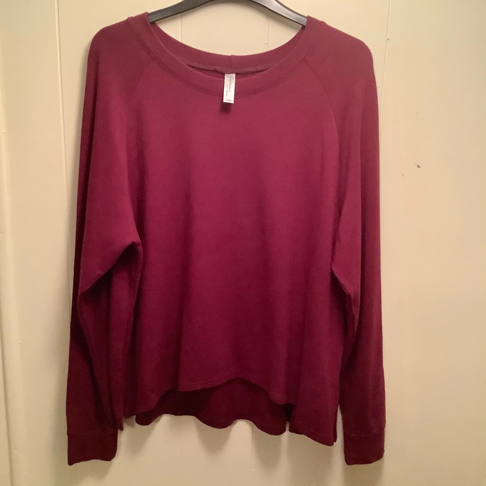 Gilmore woman’s top .